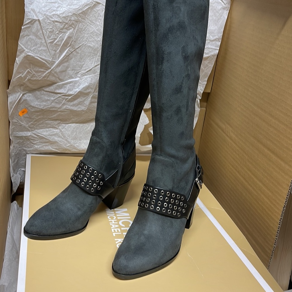 BNIB Michael Kors Boot Nadine Charcoal Stretch suede 3”heeled size